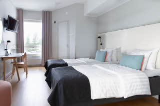 Photo by: Annabelle Antas Superior bedroom